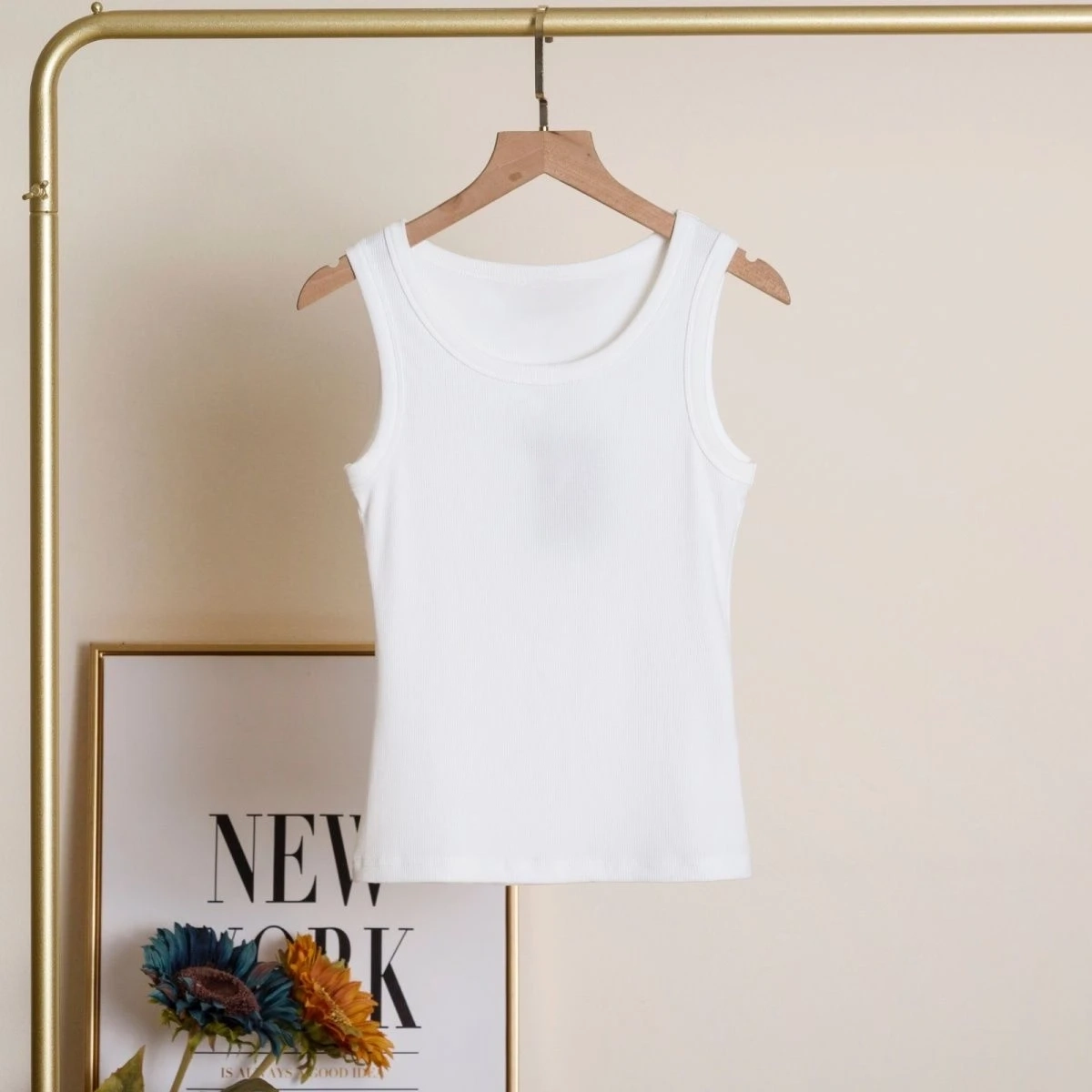 Топ-майка в рубчик с графическ – обзор и цена Tank Top Ribbed