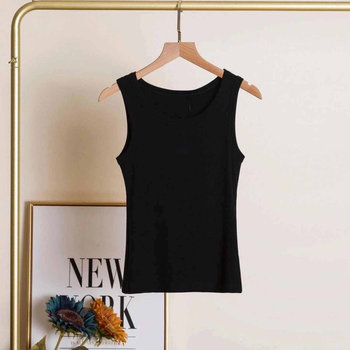 Топ-майка в рубчик с графическ – обзор и цена Tank Top Ribbed